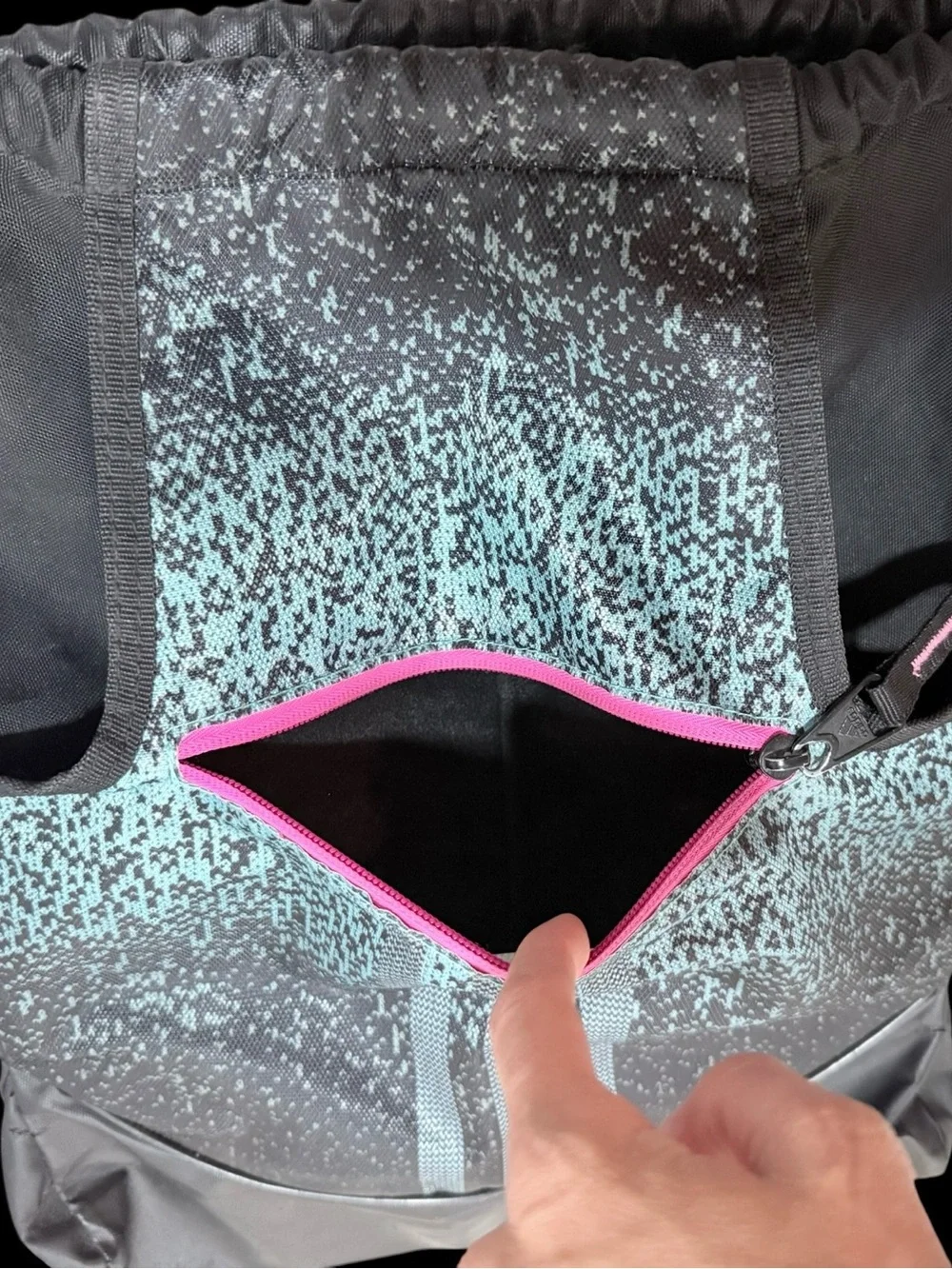 adidas Alliance Drawstring Gym Bag 15L w/ Zip Pocket Black/Gray Pink Logo - Picture 3 of 6